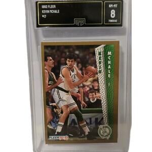 1992 FLEER #17 Kevin McHale Boston Celtics HOF GMA 8.5